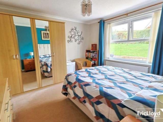 House for sale in Three Beaches, Livermead