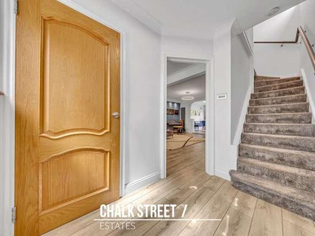 House for sale in Hornchurch, Greater London