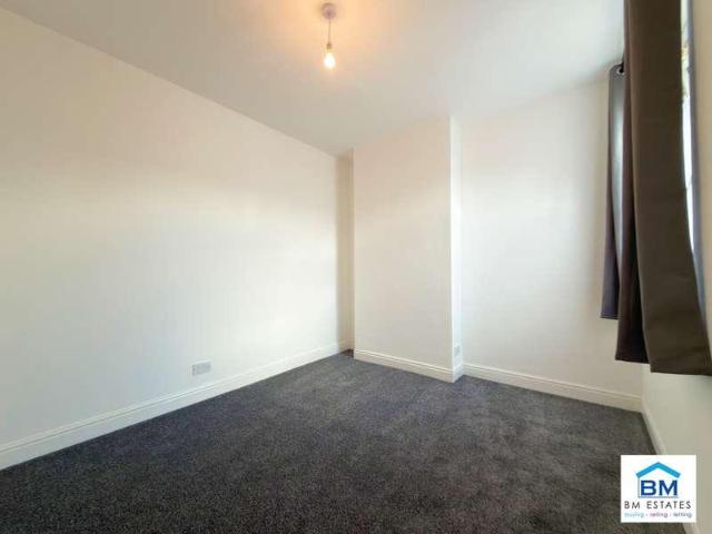 House for sale in Old Wharf, City Of Leicester