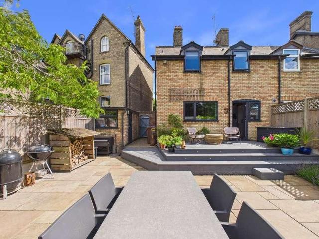 House for sale in King's Walden, Hertfordshire