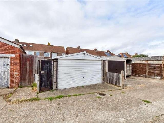 House for sale in Elson, Middlecroft