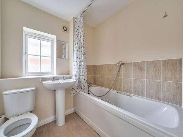 House for sale in Glastonbury, Somerset