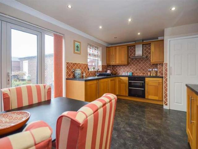 House for sale in Ferrybridge, West Yorkshire