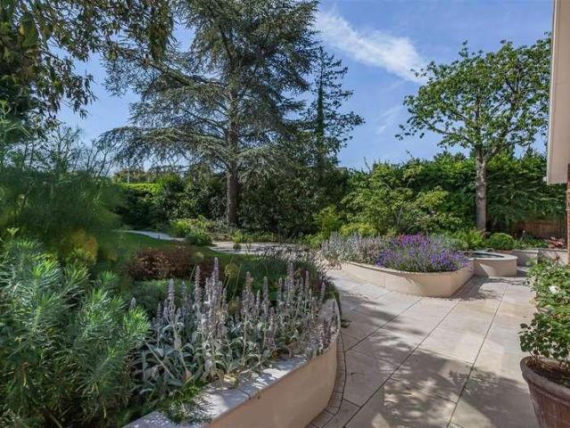 House for sale in Radlett, Hertfordshire