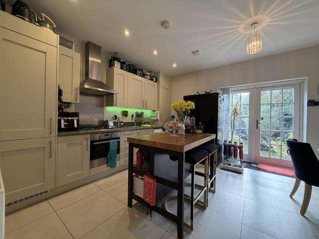 House for sale in Datchet
