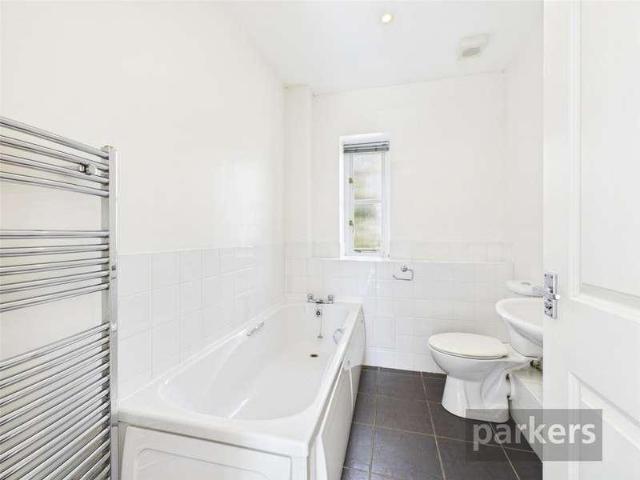 House for sale in Black Bourton, Oxfordshire