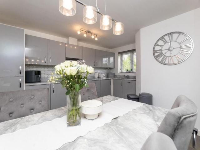 House for sale in Whitwood, West Yorkshire