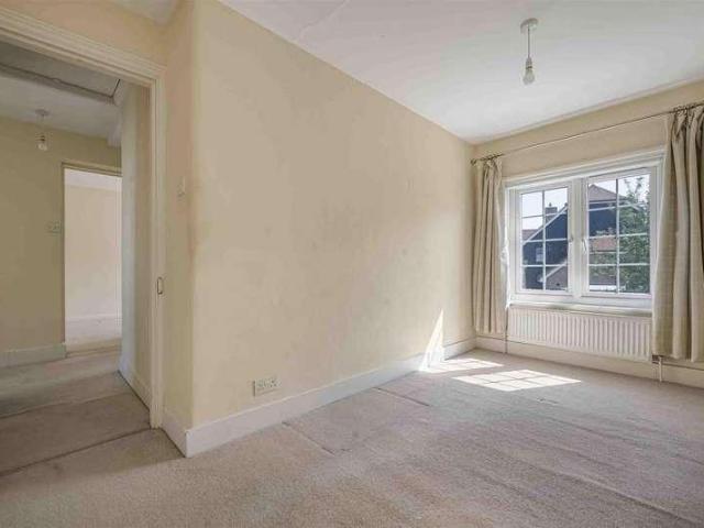 House for sale in Hayes, Greater London