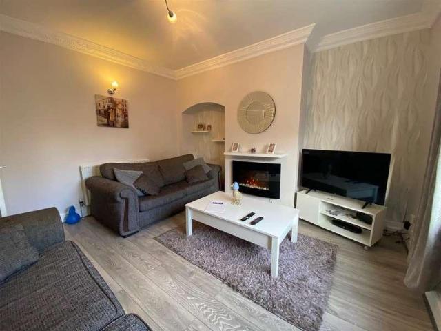 House for sale in Greater London