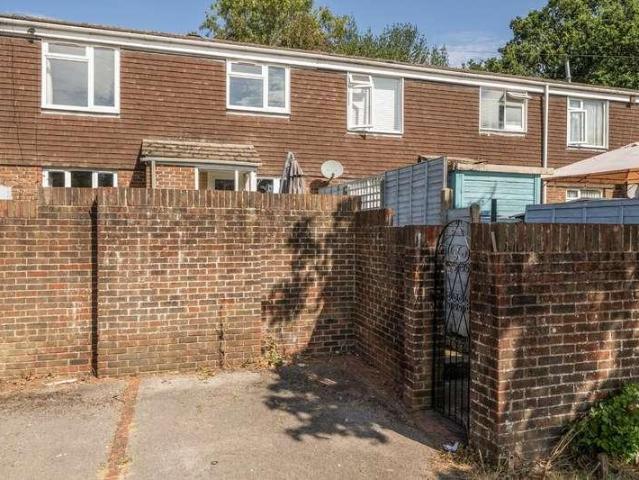 House for sale in Spring Vale, Hampshire