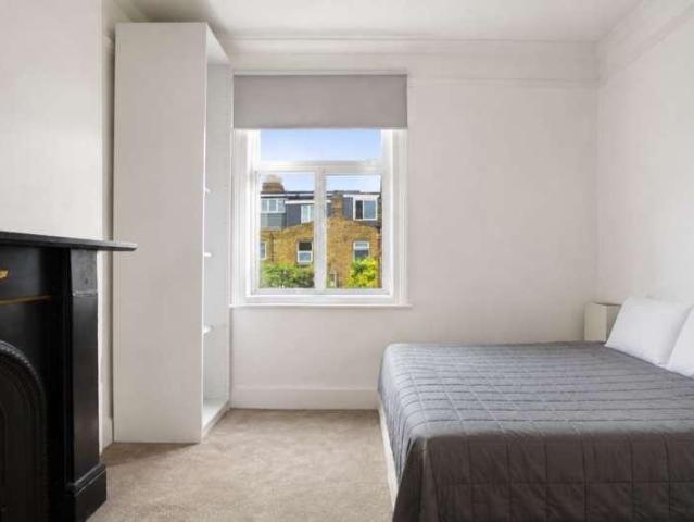 House for sale in Streatham, Greater London
