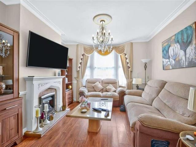 House for sale in Greater London