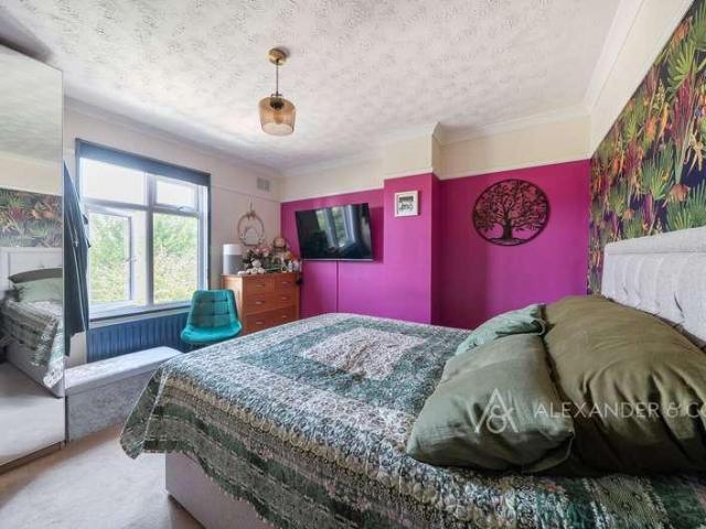 House for sale in Dunstable, Bedfordshire