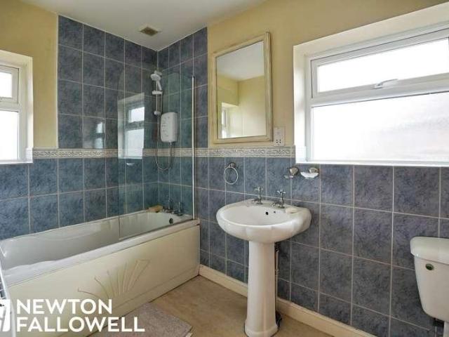 House for sale in Hallcroft, Costhorpe