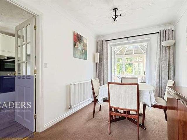 House for sale in Chipping Hill, Essex