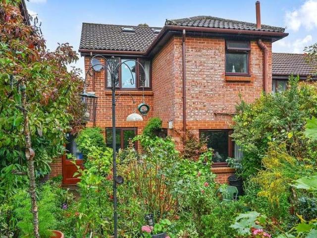 House for sale in Repton Park North, Bridgefield