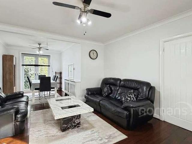 House for sale in Aldershot, Rushmoor
