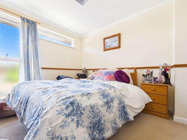 House for sale in Holybrook, West Berkshire