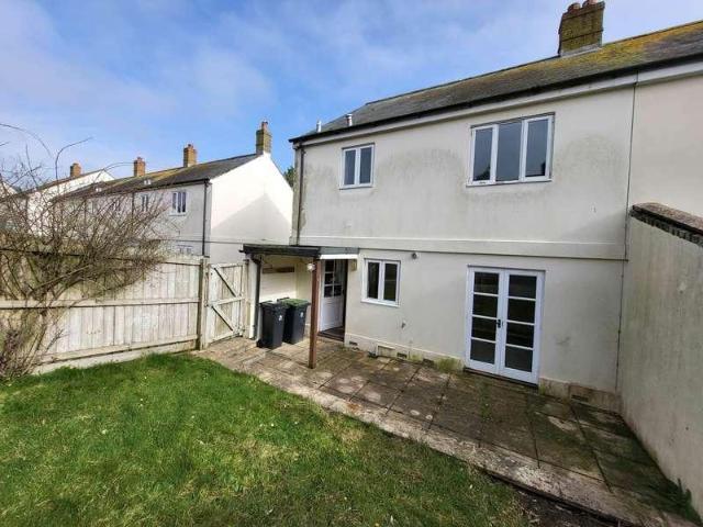 House for sale in Charmouth