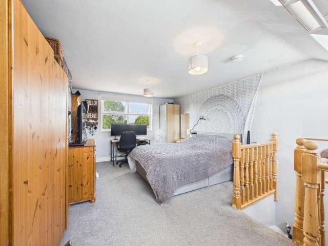 House for sale in North Horsham, Horsham