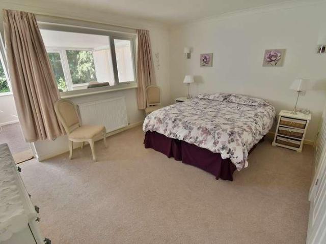 House for sale in Tricketts Cross, Ferndown