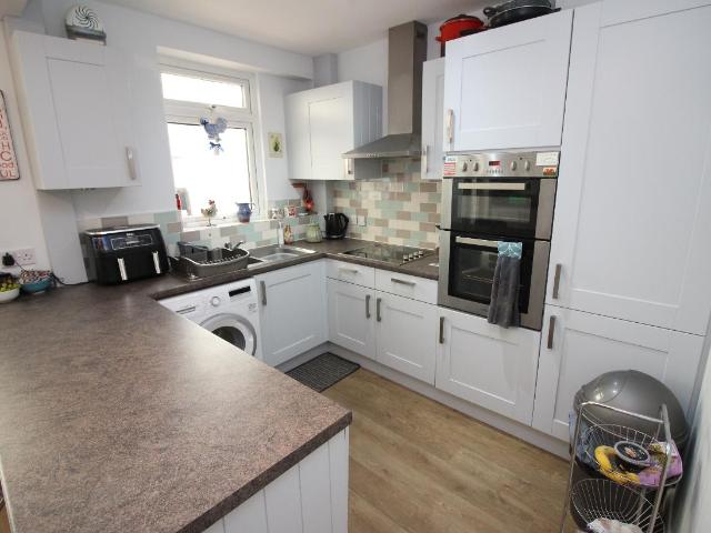 House for sale in Stoneleigh, Ewell