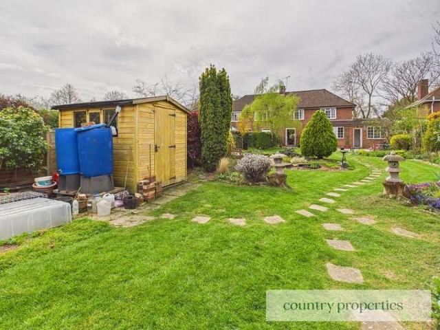 House for sale in Five Acres, Hertfordshire
