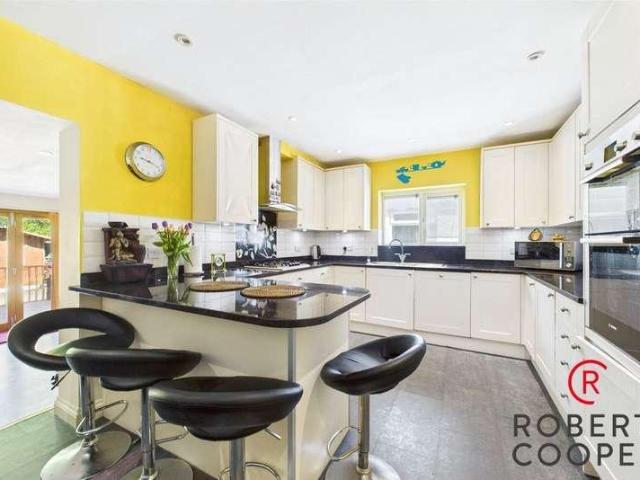House for sale in Ruislip, London Borough of Hillingdon