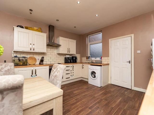 House for sale in Cutsyke, Castleford
