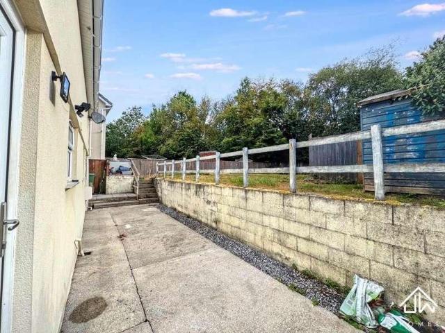 House for sale in Crumlin, Wales