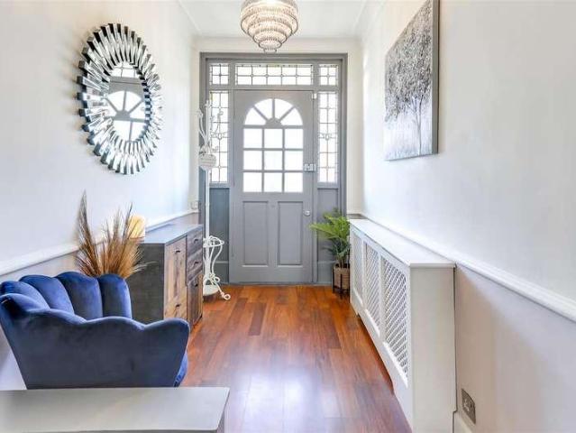 House for sale in Edmonton, Greater London