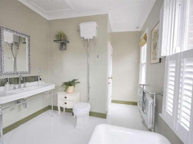 House for sale in Oultoncross, Stafford