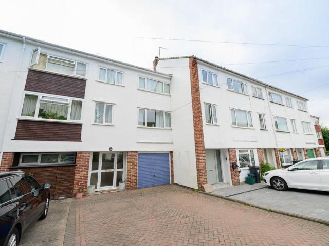 House for sale in Downend, South Gloucestershire