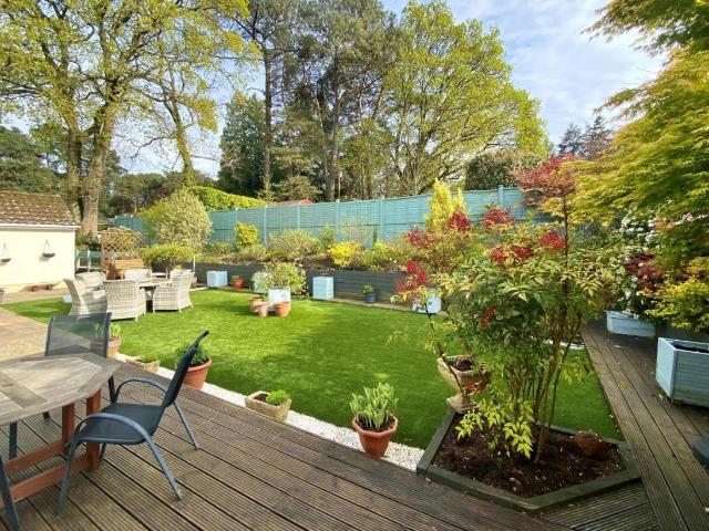 House for sale in Tricketts Cross, Ferndown