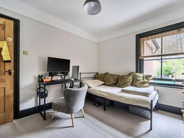 House for sale in Holloway Hill, Fole