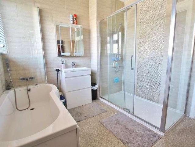 House for sale in Penylan, Falcon Lodge