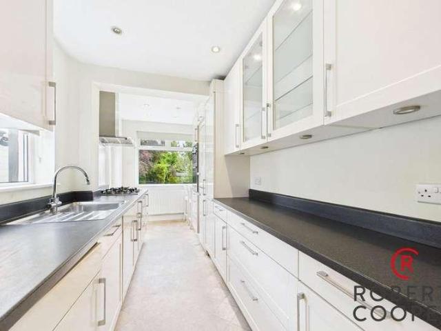 House for sale in Ruislip, Eastcote