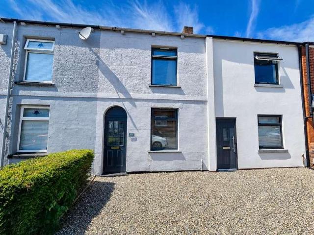 House for sale in Daisy Hill, Lee Bank