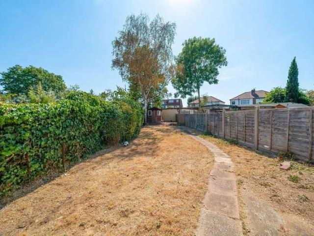 House for sale in Carterhatch, Greater London
