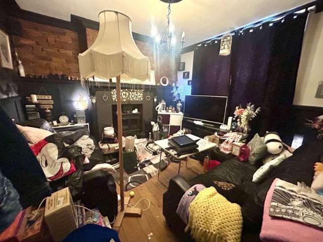 House for sale in Coseley, West Midlands
