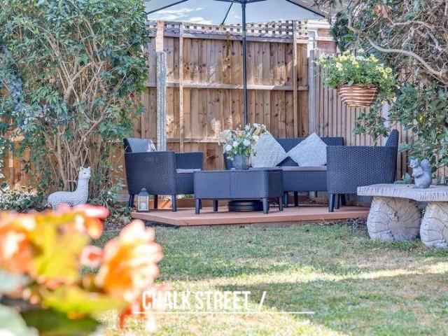 House for sale in Elm Park, Greater London