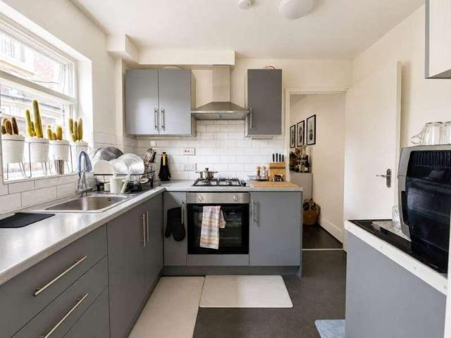 House for sale in Little Ilford, Greater London