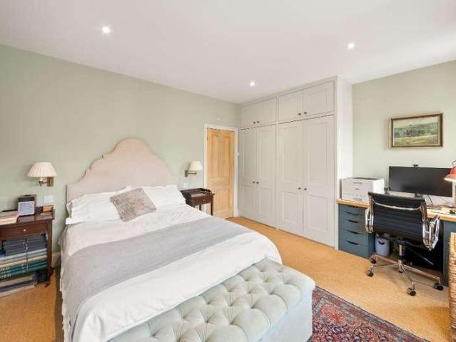 House for sale in London Borough of Ealing, Greater London