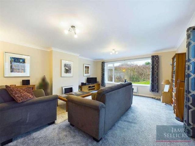 House for sale in Stanford On Avon, Leicestershire
