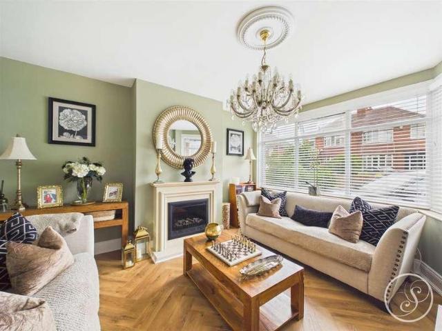 House for sale in Austhorpe, West Yorkshire