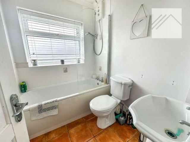 House for sale in Canvey Island