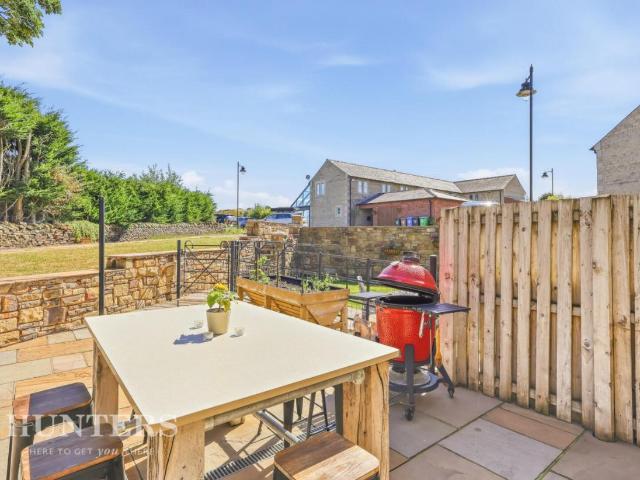 House for sale in Belfield, Burnedge