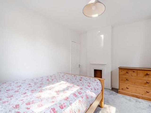 House for sale in Hook Heath, Woking