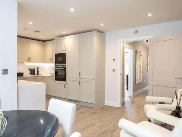 House for sale in Sunninghill and Ascot, Ascot