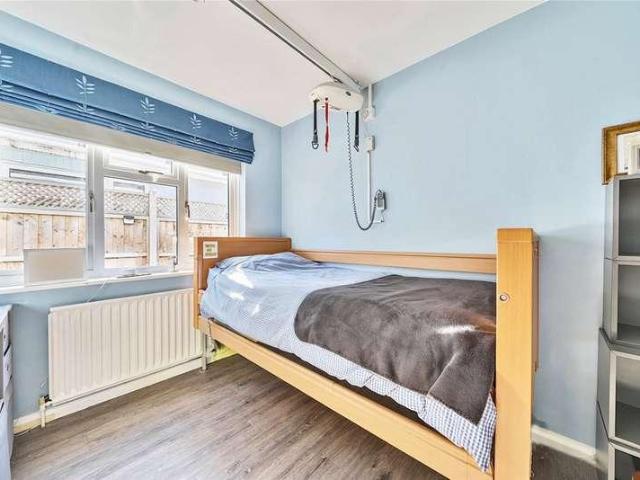 House for sale in Addlestone, Runnymede